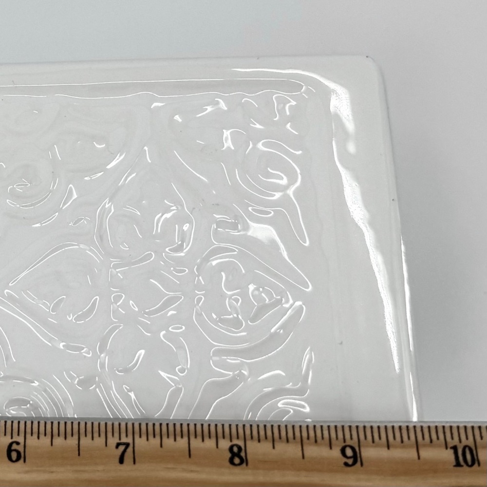 Real Home Earthenware Embossed Scroll 9” Lidded Loaf Dish - Picture 4 of 11